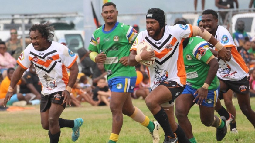 Mulga Tigers captain Zengrey Nona makes a break with Liam O'Cloudy in support. Photo: Supplied