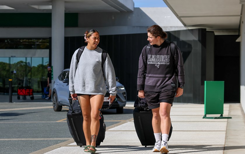 Lenarduzzi arrives in camp with Shannon Mato. Photo: Rikki-Lee Arnold/QRL